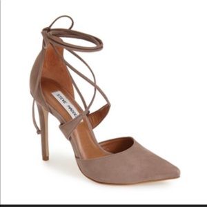 Steve Madden lace up pumps